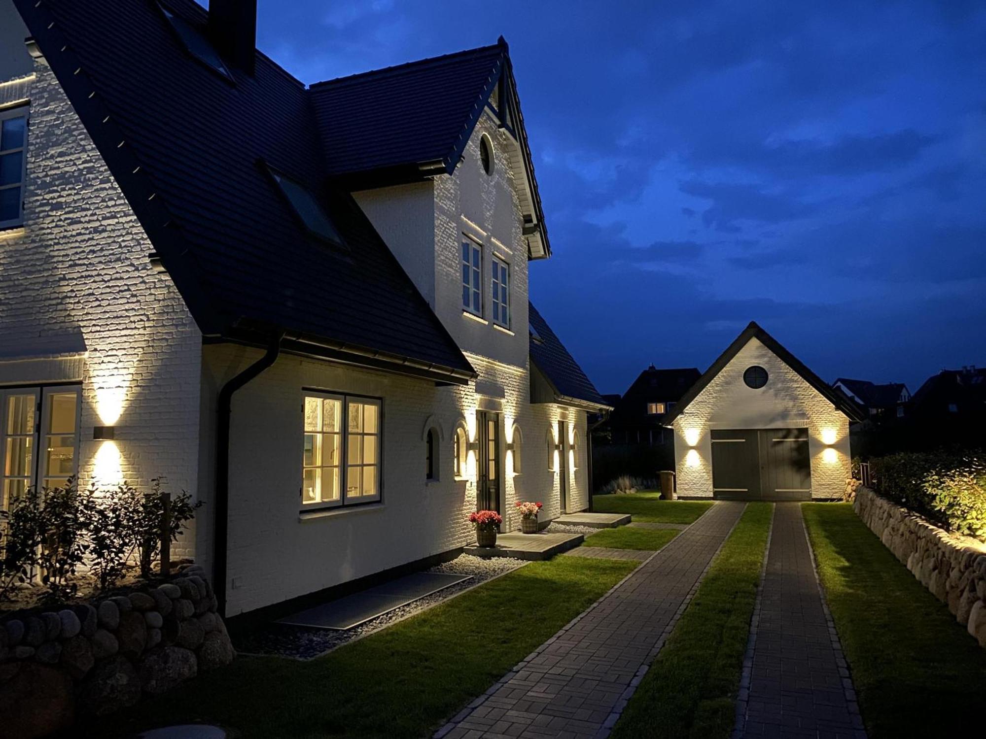 Neu! Ferienhaus Litj Horsa Hoog - Luxus, Lage, Leichtigkeit Mit Wellenrauschen In Wenningstedt Sylt Exterior photo